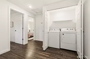 12042 14th Avenue Northeast, Seattle, WA 98125 - Photo 17