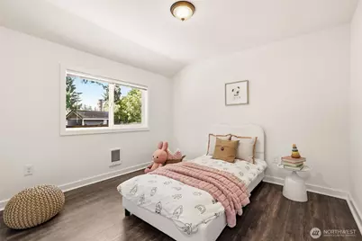 12042 14th Avenue NE, Seattle, WA 98125 - Photo 23