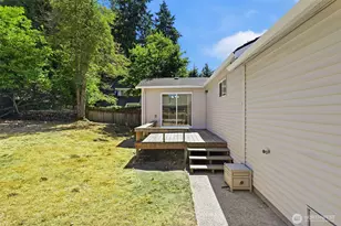 12042 14th Avenue Northeast, Seattle, WA 98125 - Photo 27