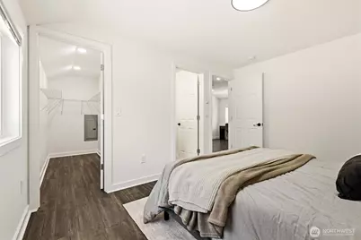 12042 14th Avenue NE, Seattle, WA 98125 - Photo 19