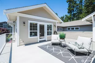 2303 Sundown Ct, Anacortes, WA 98221 - Photo 31