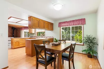 118 N 38th Place, Mount Vernon, WA 98273 - Photo 9