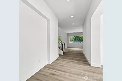 16030 SE 141st Place #9, Renton, WA 98059 - Photo 5