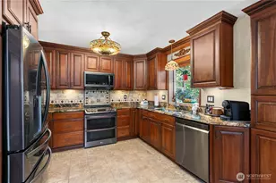 10929 180th St SE, Snohomish, WA 98296 - Photo 5