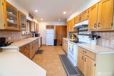 66 Boundary Point Road, Oroville, WA 98844 - Photo 17