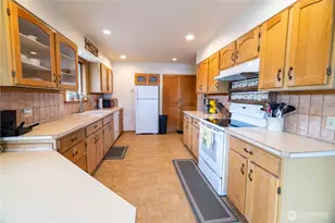 66 Boundary Point Rd, Oroville, WA 98844 - Photo 17
