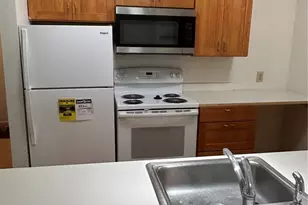 712 N 143rd St, Seattle, WA 98133 - Photo 15