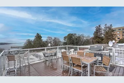 530 W Olympic Place #304, Seattle, WA 98119 - Photo 13