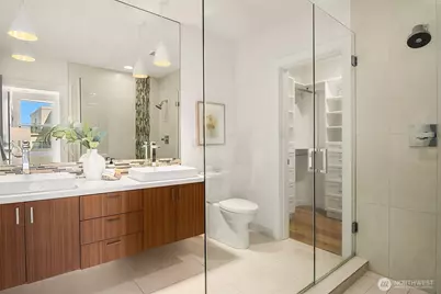 2723 Yale Terrace Avenue E, Seattle, WA 98102 - Photo 27