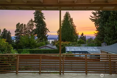 8957 188th Street SW, Edmonds, WA 98026 - Photo 3