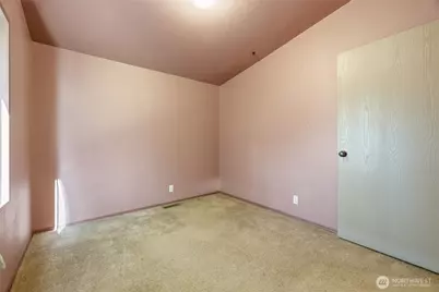 19643 Evergreen Lane, Sedro Woolley, WA 98284 - Photo 23