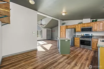 19643 Evergreen Lane, Sedro Woolley, WA 98284 - Photo 13