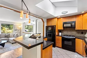 22202 Meridian Ave S, Bothell, WA 98021 - Photo 7