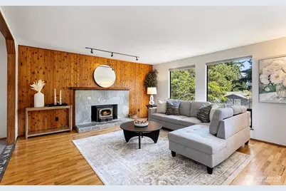 22202 Meridian Avenue S, Bothell, WA 98021 - Photo 3