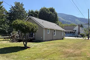 591 Maple St, Hamilton, WA 98255 - Photo 5