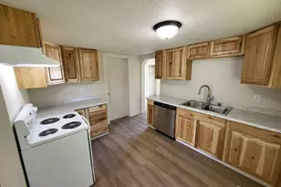 591 Maple St, Hamilton, WA 98255 - Photo 9