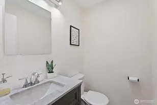 3717 Beach Dr SW, Seattle, WA 98116 - Photo 13