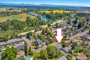 5210 S 3rd Ave, Everett, WA 98201 - Photo 1