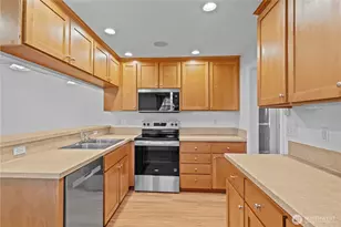 1002 8th St NE, Auburn, WA 98002 - Photo 9