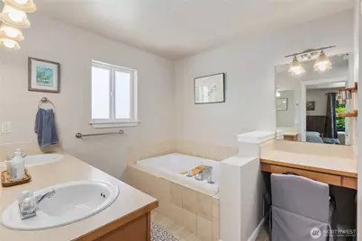 2611 10th Street SW, Puyallup, WA 98373 - Photo 19