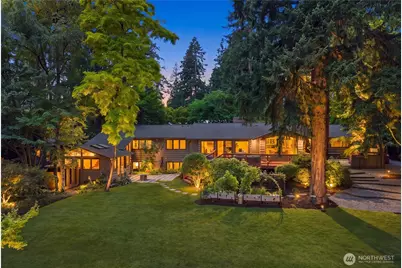 10527 SE 27th Street, Beaux Arts Village, WA 98004 - Photo 1