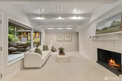 10527 SE 27th Street, Beaux Arts Village, WA 98004 - Photo 21
