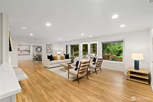 10527 SE 27th St, Beaux Arts Village, WA 98004 - Photo 5
