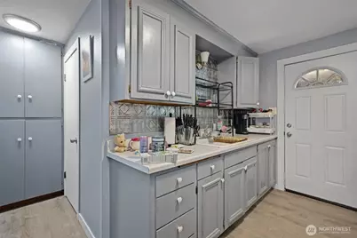 8311 Lake Street SW, Lakewood, WA 98498 - Photo 5