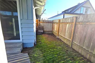 606 8th St NW, Puyallup, WA 98371 - Photo 5