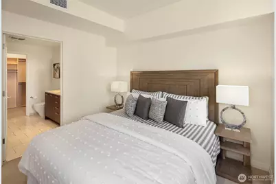 10700 NE 4th Street #1706, Bellevue, WA 98004 - Photo 13