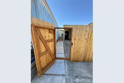 8329 38th Street E #24, Edgewood, WA 98371 - Photo 3