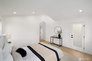 9024 Corliss Ave N, Seattle, WA 98103 - Photo 13