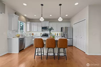 14225 3rd Avenue W, Everett, WA 98208 - Photo 5