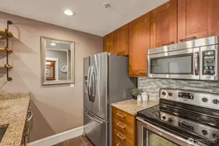 3221 SW Avalon Way, Seattle, WA 98126 - Photo 9
