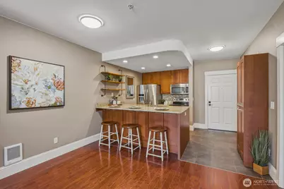 3221 SW Avalon Way #201, Seattle, WA 98126 - Photo 7