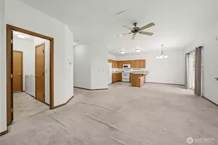 7801 207th St Ct E, Spanaway, WA 98387 - Photo 7