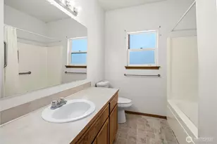 7801 207th St Ct E, Spanaway, WA 98387 - Photo 17