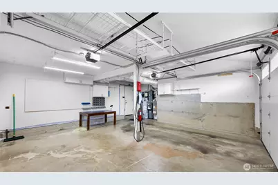 13800 SE 21st Street, Bellevue, WA 98005 - Photo 37