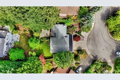 13800 SE 21st Street, Bellevue, WA 98005 - Photo 31