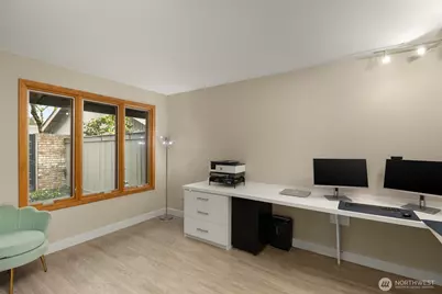 14226 NE 2nd Place #65, Bellevue, WA 98007 - Photo 31