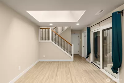 14226 NE 2nd Place #65, Bellevue, WA 98007 - Photo 5