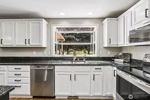 12307 NE 184th St, Battle Ground, WA 98604 - Photo 17