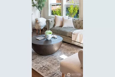8538 19th Avenue NW, Seattle, WA 98117 - Photo 9