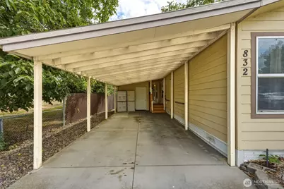 832 SE Scenic View Drive, College Place, WA 99324 - Photo 3