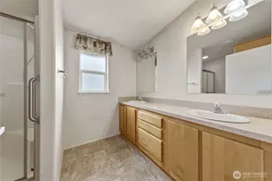 832 SE Scenic View Dr, College Place, WA 99324 - Photo 17