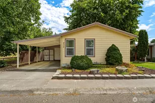 832 SE Scenic View Dr, College Place, WA 99324 - Photo 1