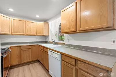 10410 206th Avenue E, Sumner, WA 98391 - Photo 11