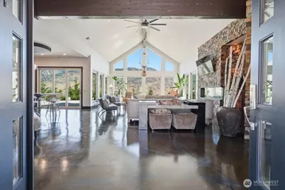206 Mountain Lake Lane, Chelan, WA 98816 - Photo 11