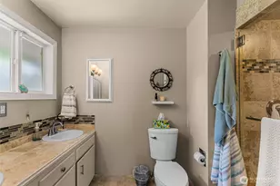1677 Eastmont Ave, East Wenatchee, WA 98802 - Photo 13