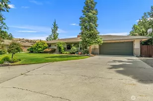 1677 Eastmont Ave, East Wenatchee, WA 98802 - Photo 33